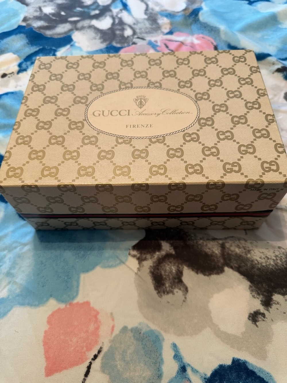 1980’s Vintage Gucci Velvet Web Stripe Clutch w/ Box